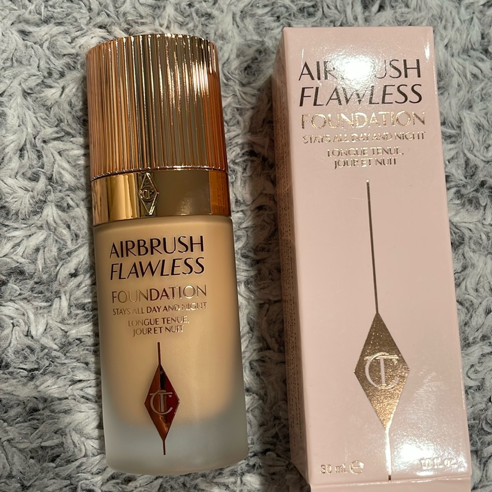 Charlotte tilbury airbrush flawless foundation in shade 5.5 warm
